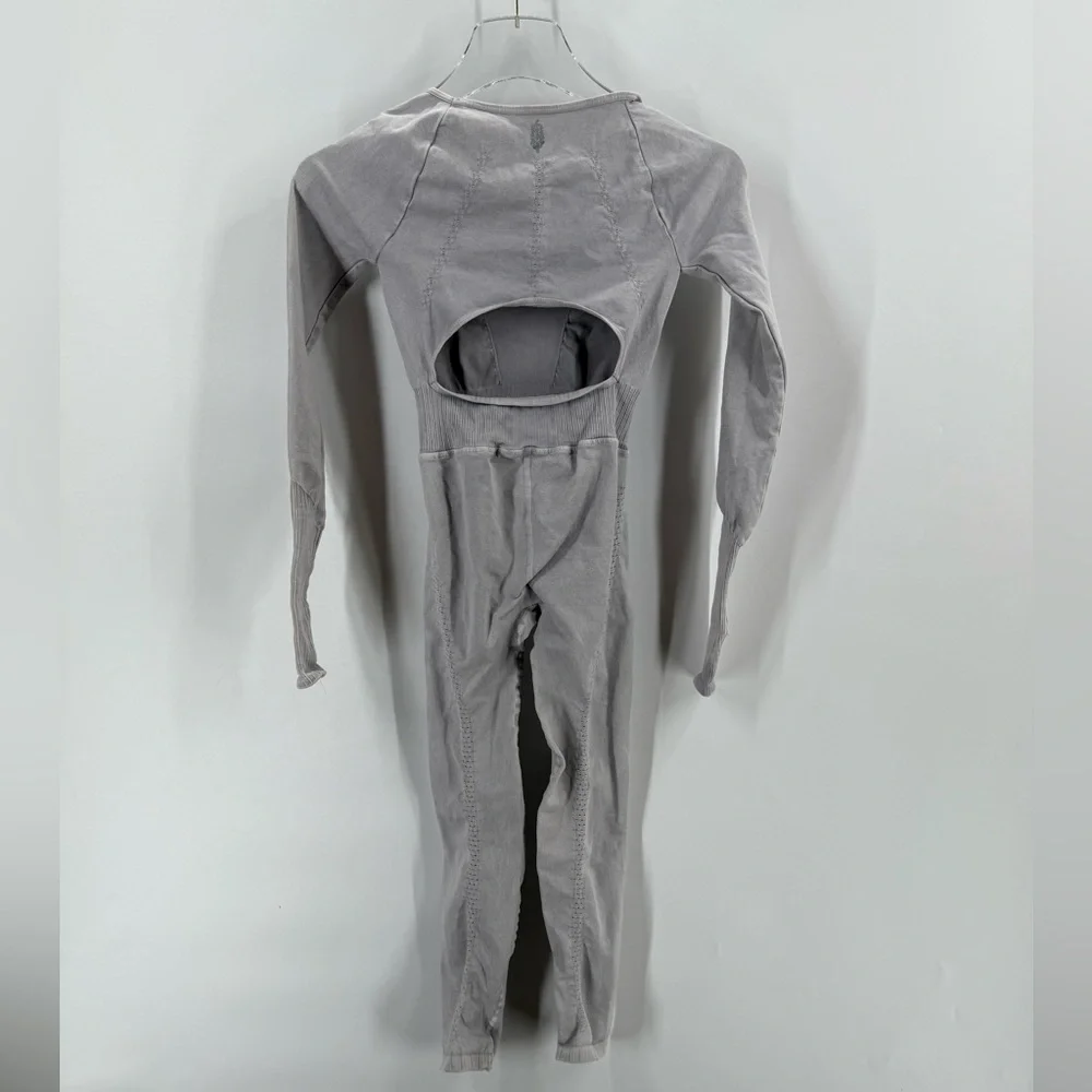 Free People Movement Good Karma  Onepiece in Ice Grey xs /‎ small